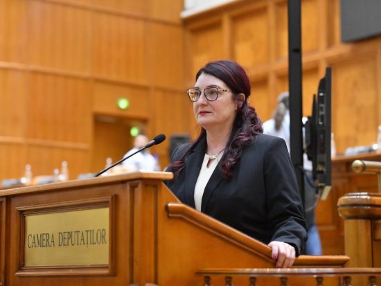 România, spre militarizare totală? Mariana Vârgă cere stoparea înrolării forțate!